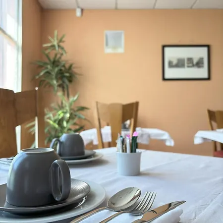 Restaurant D'occitanie Отель *