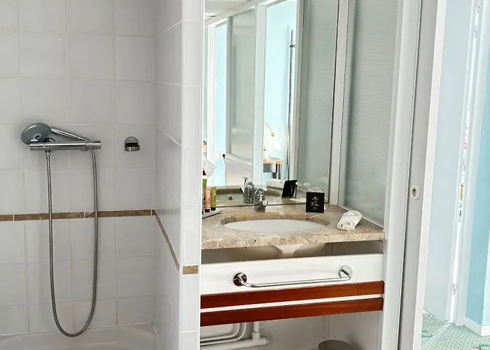 Отель Restaurant D'occitanie *